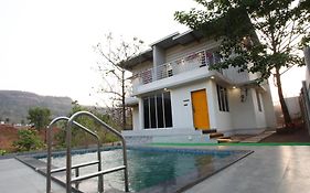 Aum Villa Pet Friendly
